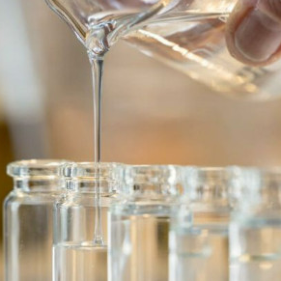 Dầu trắng thực phẩm