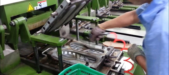 Dầu thuỷ lực dùng cho máy ép đế giày?